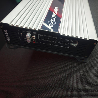 SXA-60 PRO Amplificateur 2 canaux numérique 2x2500w RMS EXCURSION